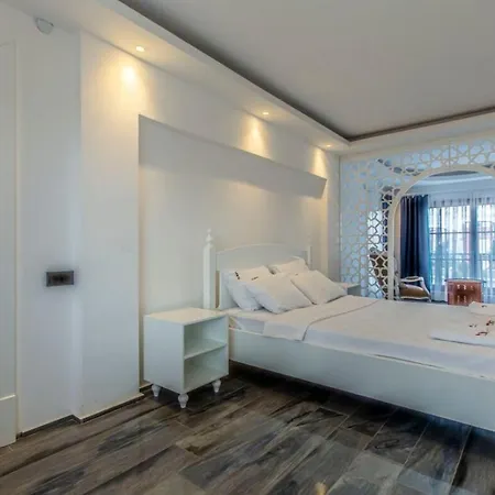 Villa Luxurious With Private Pool In Antalya